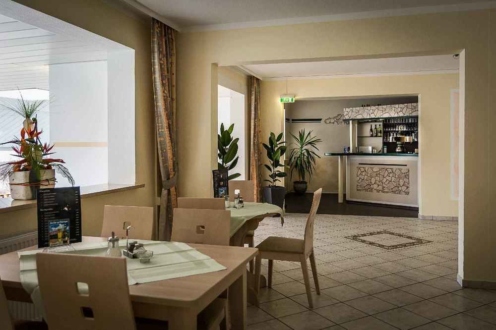 Hotel Weimarer Berg Apolda Exterior foto